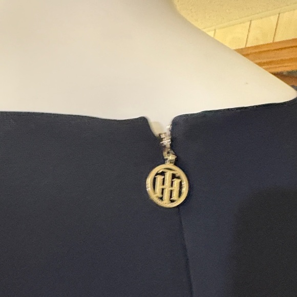 Tommy Hilfiger Black midi dress with Cream Accents, BNWT, size 8 - Picture 8 of 10